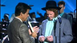Dick Clark Interviews Simply Red - American Bandstand 1986