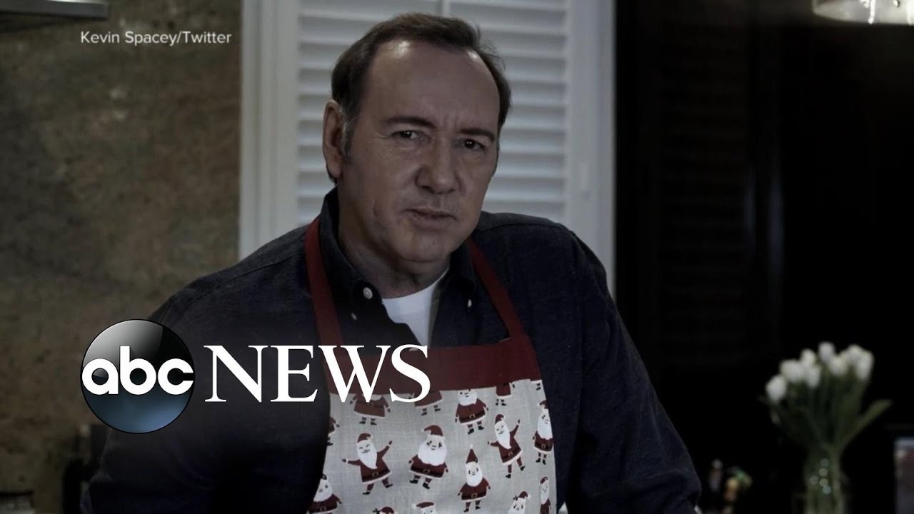 Kevin Spacey posts bizarre tweet on the day he faces a felony charge - YouTube