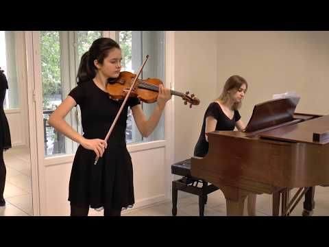 MOZART Violin Concerto No. 3 (II.Adagio) - Patricia Cordero (16)