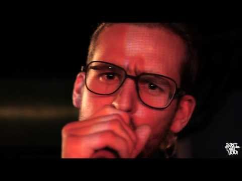 DLTLLY // KENO & MANIAC + TRIBES OF JIZU // Gnackbreaker Live Version