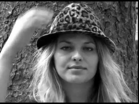 Valentine Gérard (2015) by Gérard Courant - Cinématon #2896