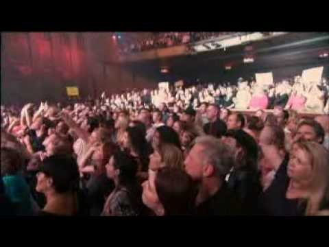 Keith Urban Free Fallin livin right now