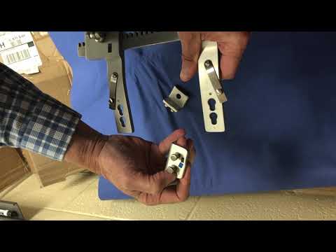 Assembling the rib spreaders in the ED thoracotomy/open chest tray