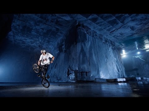 Profoto B1 500 Air Video #1