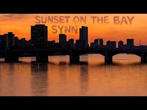 Synn - Sunset on the Bay (Official Audio) | Dreamy Synth-Pop / Chillwave