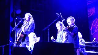 Brandi Carlile -  Cayamo 2/5/18 - Pride and Joy with the family!