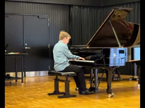 Debussy, Pour le Piano 3. Toccata - Alexander Tiemroth (age 12) 