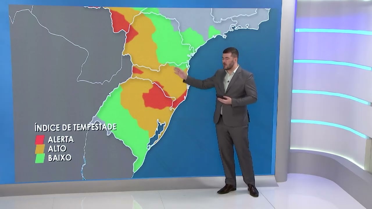 Frente de tempestades mantém alerta para o Sul e avança pelo país