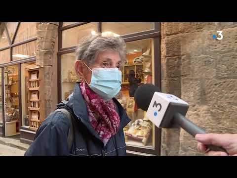 Dordogne : les touristes retraités profitent de l'arrière-saison à Sarlat