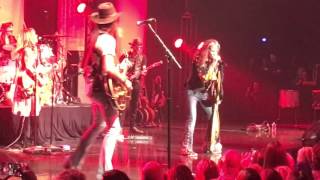 Red White and You Steven Tyler with Loving Mary Niagara Falls Fallsview Casino Avalon Theatre Thurs