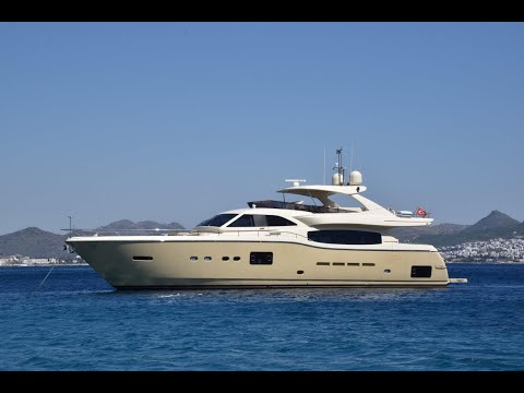Ferretti Altura 840 / 2010 Yacht For Sale / Full walkthrough