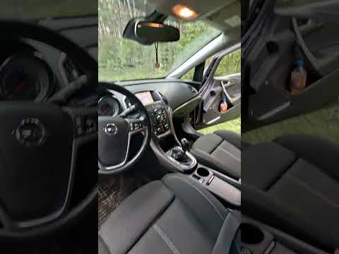 Opel Astra, 2.0 l., universalas