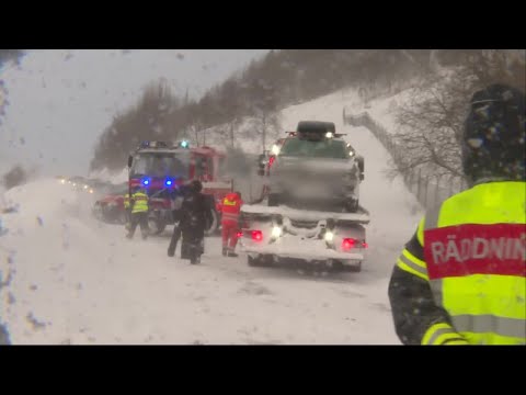 Stormen Cora piskar södra Norrland - Nyheterna (TV4)