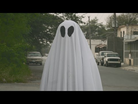 UN DIA CON JUAN EL FANTASMA (2021)