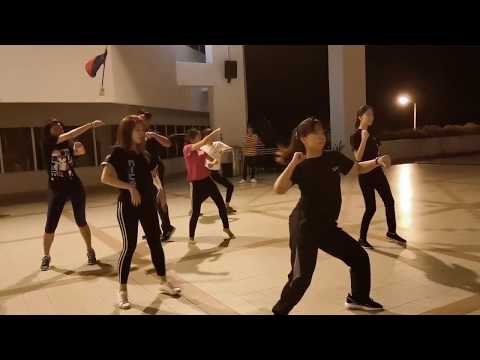 MI GENTE ( MAMAMOO HWASA X CHUNGHA ) COVER BY MAGS