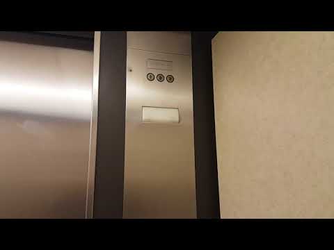 Westinghouse Hydraulic Elevator @ Two Paramount Plaza - Bloomington, MN