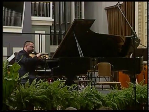 Kai sirpsta vyšnios Suvalkijoje