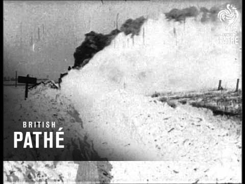 Snow Plough At Work (1914-1918)