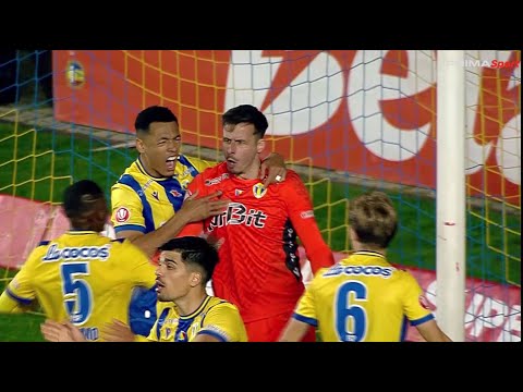 REZUMAT | Petrolul - FC Botoșani 0-0. Liderul se încurcă la Ploiești, Mitrov a ratat un penalty