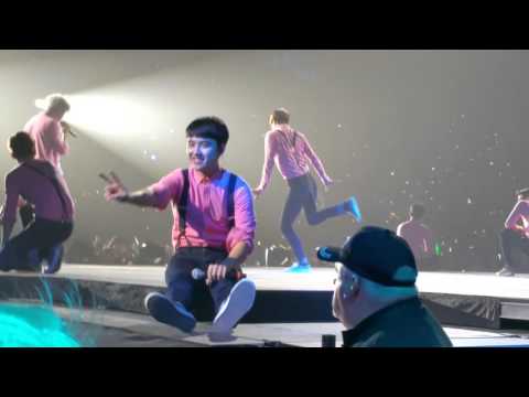 160221 EXO Christmas Day - EXO'luXion in New York