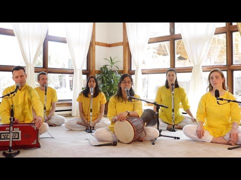 [The Kirtan Sessions] - Sankara Karunakara