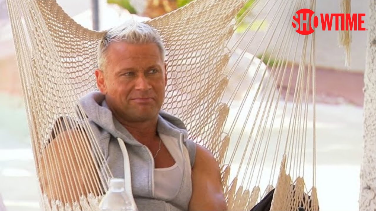 Gigolos Season 5: Episode 8 Clip - Writing for Women | SHOWTIME