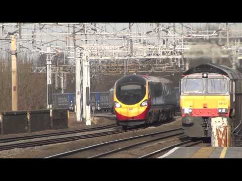 (HD) DRS 66423 Passes Bushey On 4L48 Stobart Working