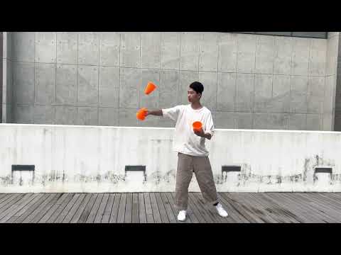 Shaker cup juggling player 香港雜耍
