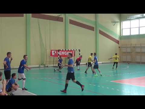 Jura Futsal Cup 2019; Grupa A: Ol-Dach Myszków - Wyindywidualizowani  2-0