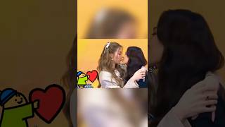 Download lagu Lingling kiss Orm in live😍 So cute #wlw #lingorm #linglingkwong #orm #TheSecretOfUs #gl #girlslove mp3