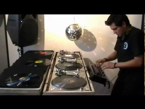 VDJ SLIDE Ricardo Pacheco Techno mix three turntables DJ 3 Technics 1200 Vinyl DJ tornamesas NO SYNC