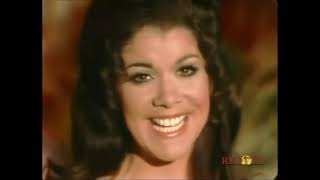 Jody Miller   If You Think I Love You Now I've Just Started   Hee Haw 1971