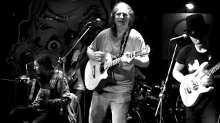 Video Staré černé desky, Hudební Bazar