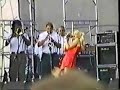 No Doubt "Open the Gate" en vivo 1995