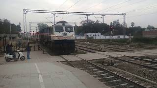 preview picture of video '11061| पवन एक्सप्रेस |Pawan Express | Mumbai to Darbhanga Train | Mumbai to Chhapra Train'