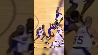 Download lagu Young Kobe Styling On The Kings 🐍 #kobebryant #shorts  mp3