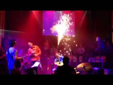 Ullmann: Guitar Solo On Fire!