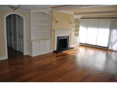 85 Grove St, Wellesley, MA - Listed by Wyndham Flaherty