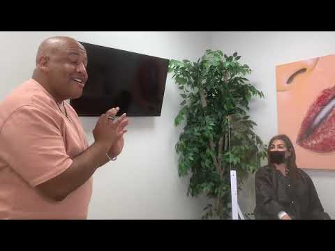 Houston Cosmetic Dentist..American Idol Finalist, Vincent Powell, surprises me with his singing!