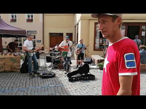 Plevel - Pod starou lípou