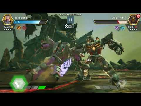 Megatronus vs AM Necrotronus boss fight with ranged shock from Shockwave