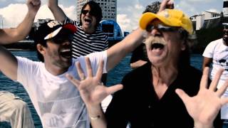 Steh auf! Mach Laut! Levante! E Grite!