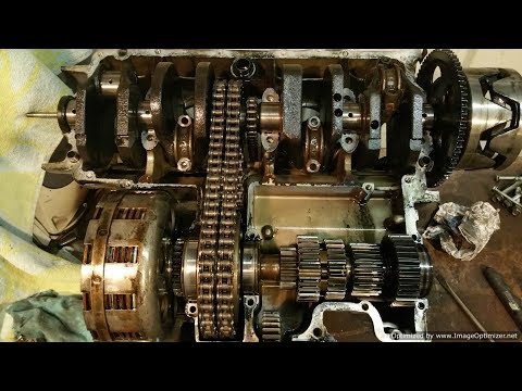 Honda CB750 Restoration -  Splitting the Engine Cases Part 7