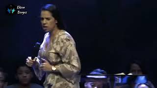 Camila Barros                   Está  Difícil mais contínua na Porta Estreita.. Inscreva-se 🙏🙌