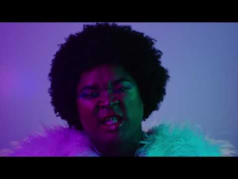 Lafemmebear video