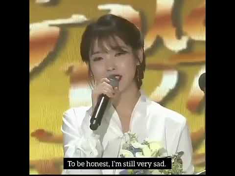 IU's heartbreaking speech about Jonghyun @GDA2017