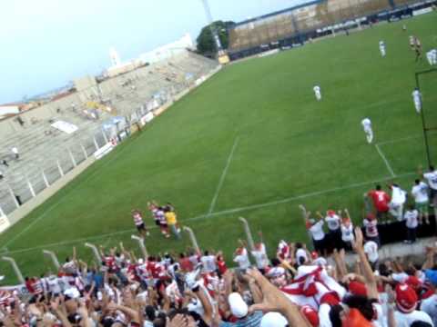 Gol do título do Linense - Comemoração