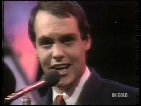 DARTS – Daddy Cool