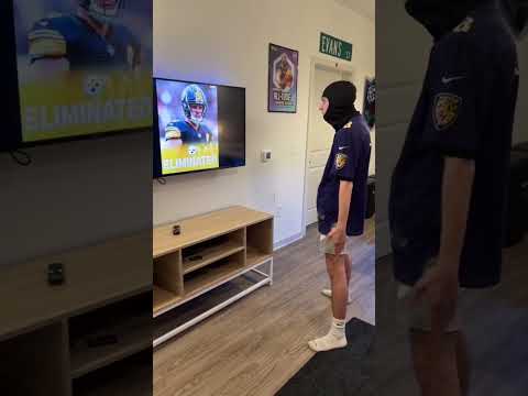 Steelers enjoy the couch 🤣 #nfl #shorts