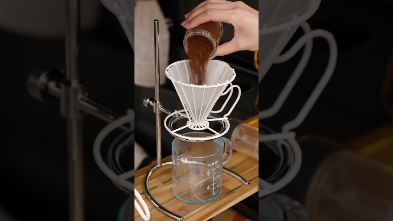 Make butter coffee and relax in the Jimny